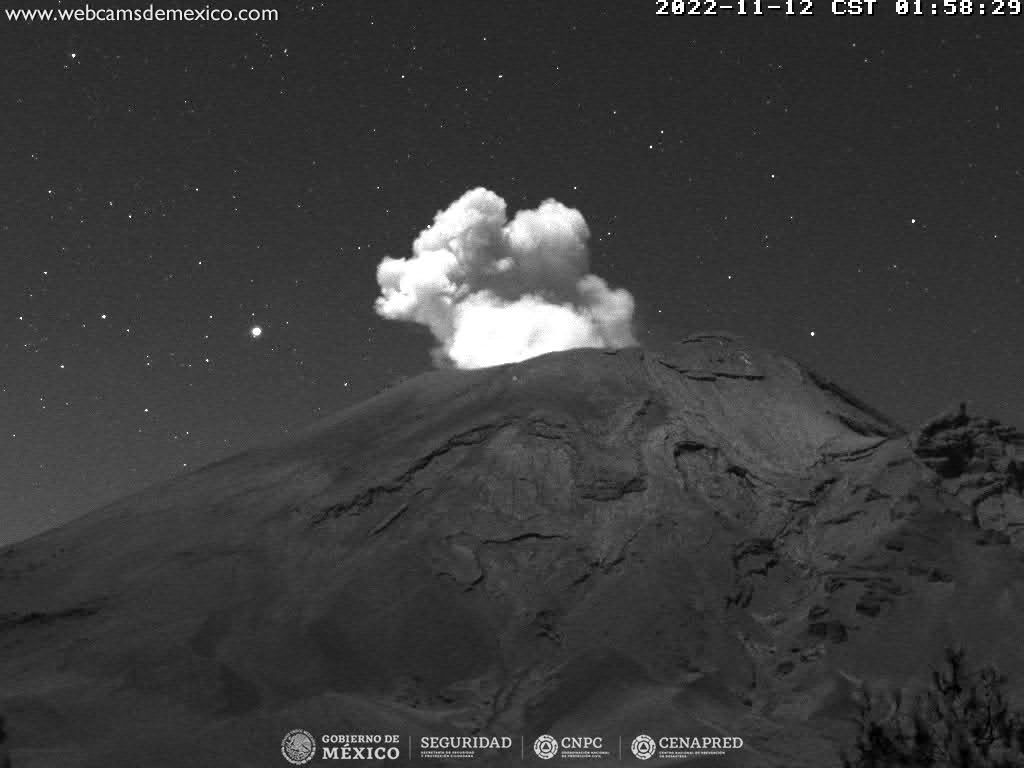 Popocatépetl presentó 4 explosiones menores