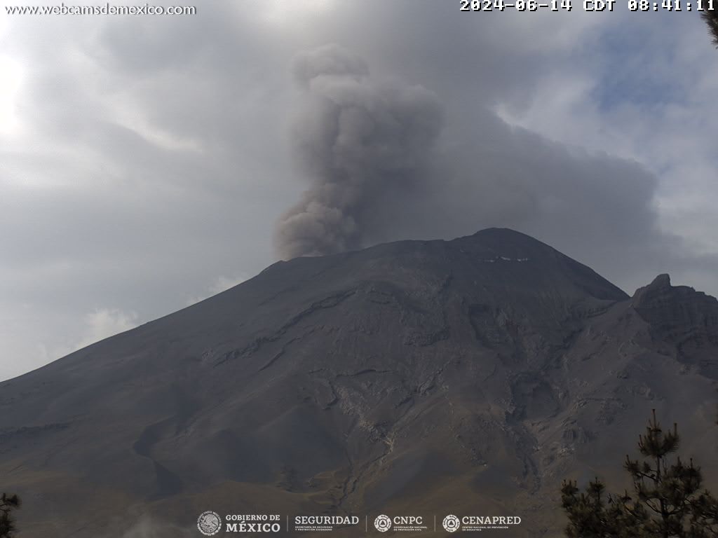 Popocatépetl produce 15 exhalaciones