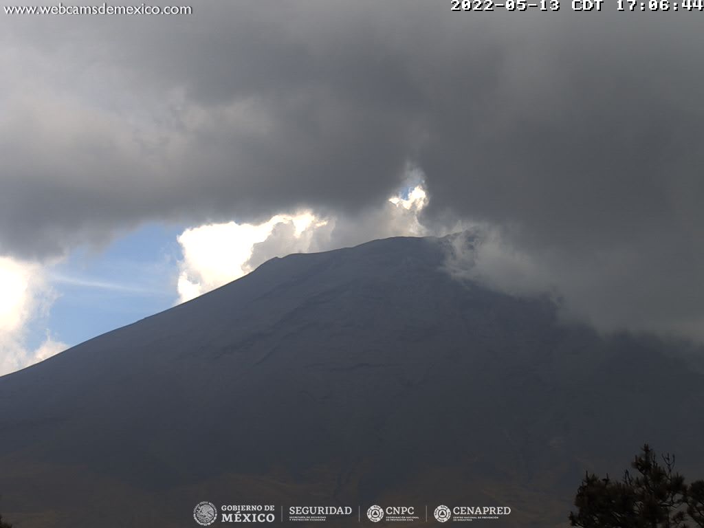 Detectan 13 exhalaciones de Popocatépetl