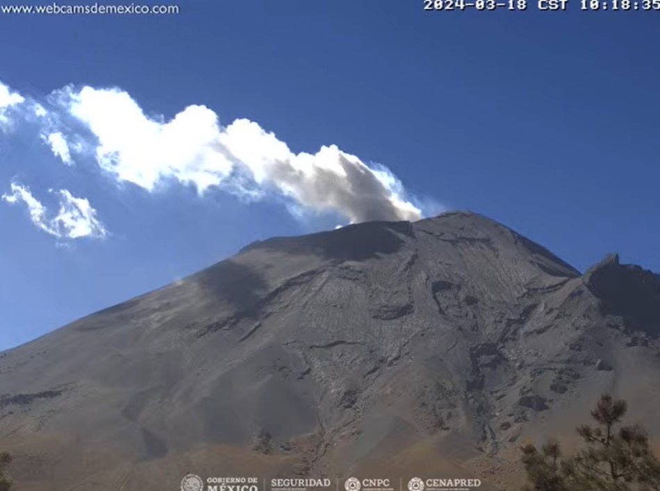 Actividad del volcán Popocatépetl, corte de las 9:00 h del lunes 18 de marzo