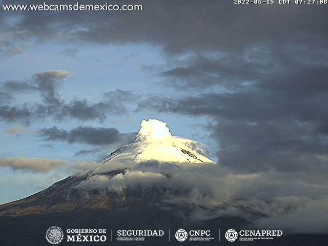 Pide CENAPRED no acercarse a volcán ante expulsión de rocas