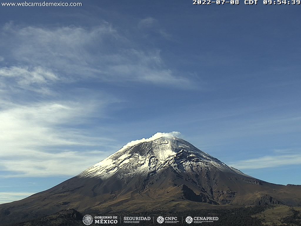 Volcán suma 40 exhalaciones