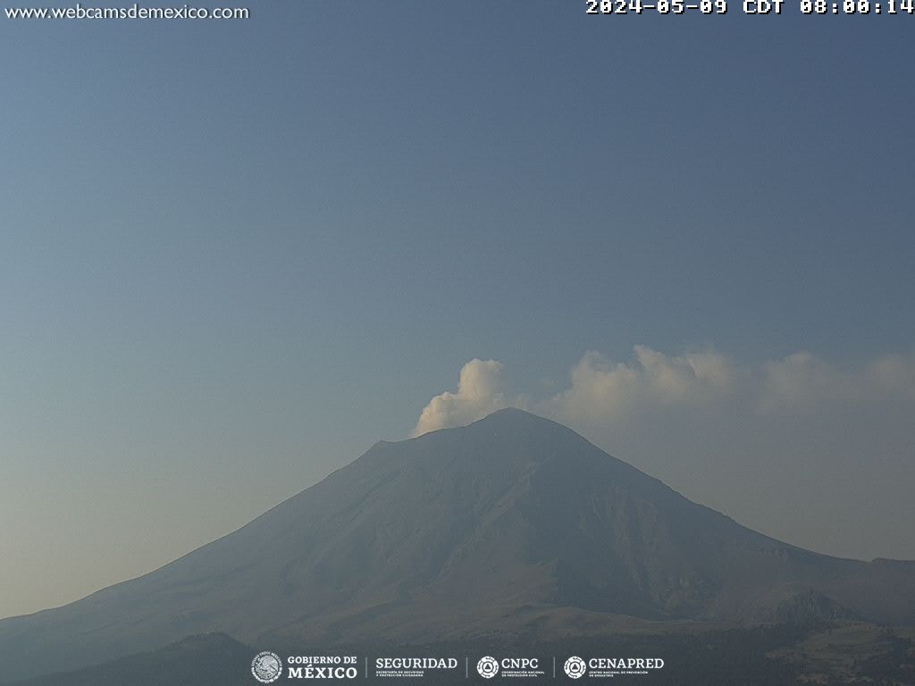 Volcán presenta 29 exhalaciones acompañadas de vapor de agua