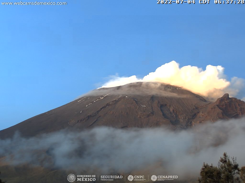 Registra volcán sismo de baja intensidad