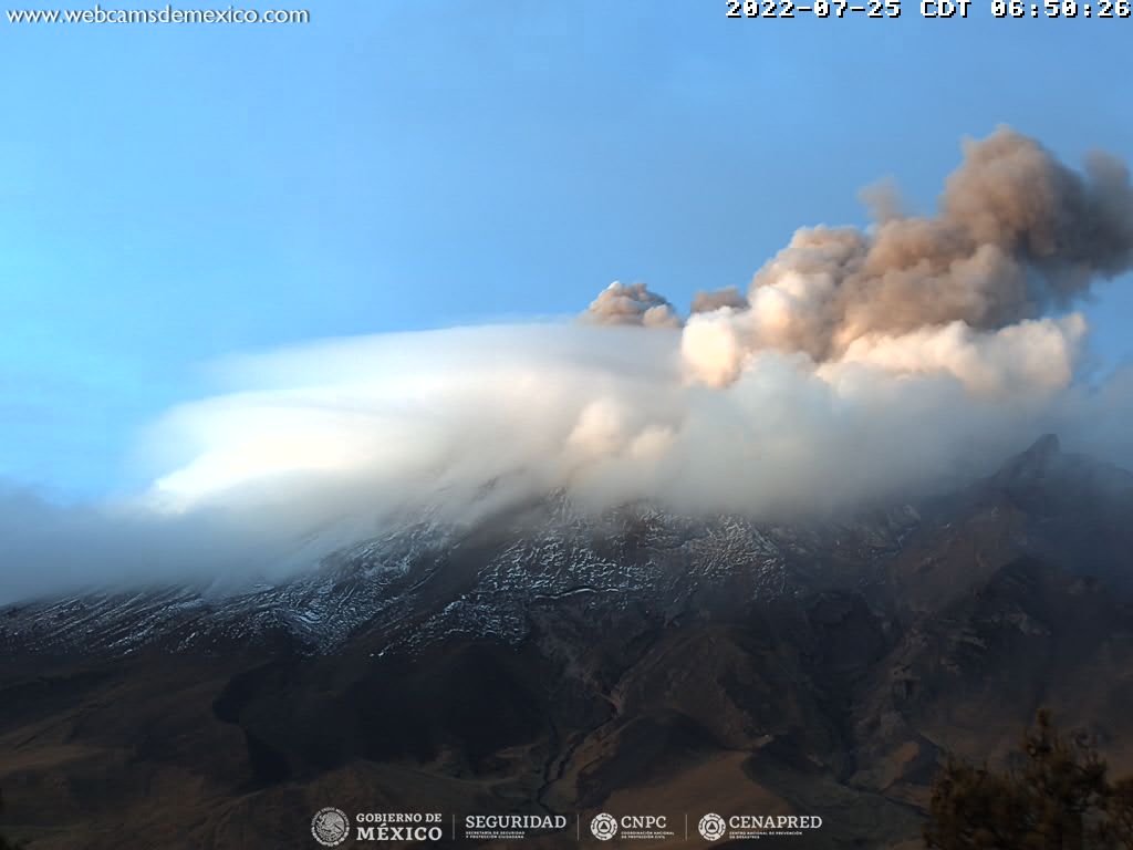 Registra Popocatépetl 17 exhalaciones