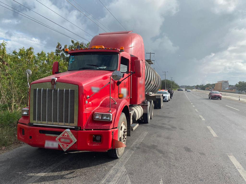 Guardia Nacional recupera alrededor de 30 mil litros de combustible en Campeche