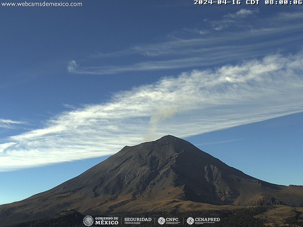 Volcán presenta 105 exhalaciones acompañadas de vapor de agua