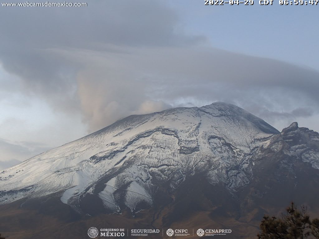 Registra volcán 15 minutos de tremor