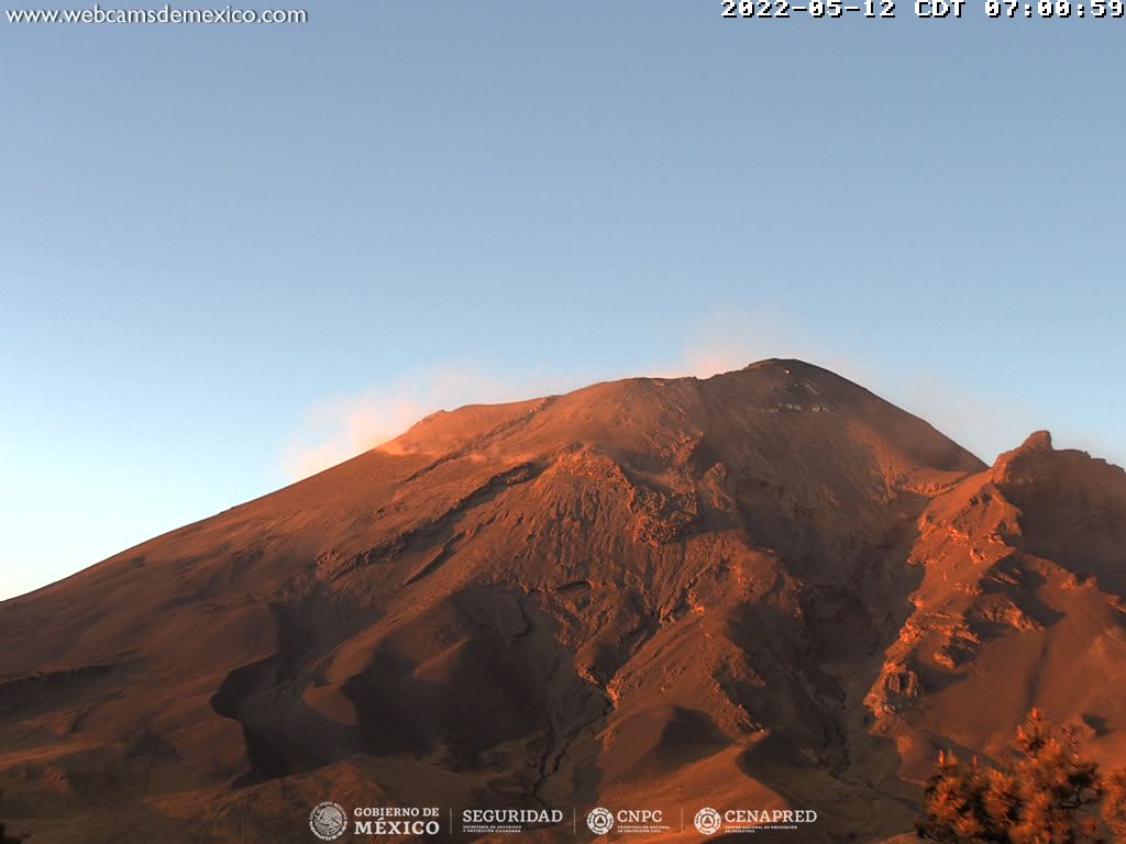 Registra volcán sismo leve