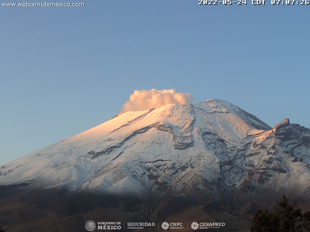 Presenta volcán caída de ceniza 