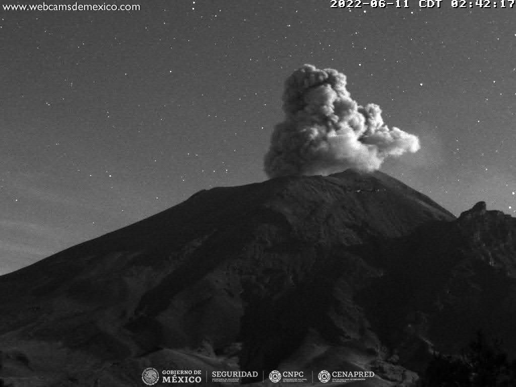 Emite Popocatépetl 36 exhalaciones de baja intensidad