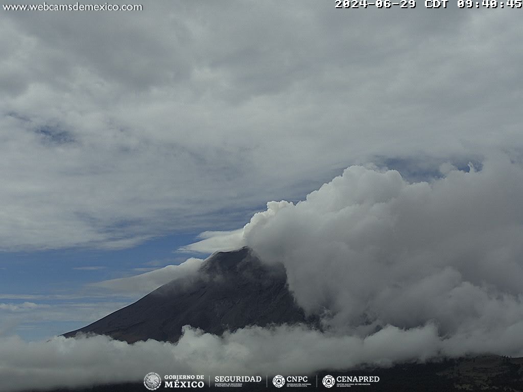 Sistemas de monitoreo del  Popocatépetl detectaron 10 exhalaciones