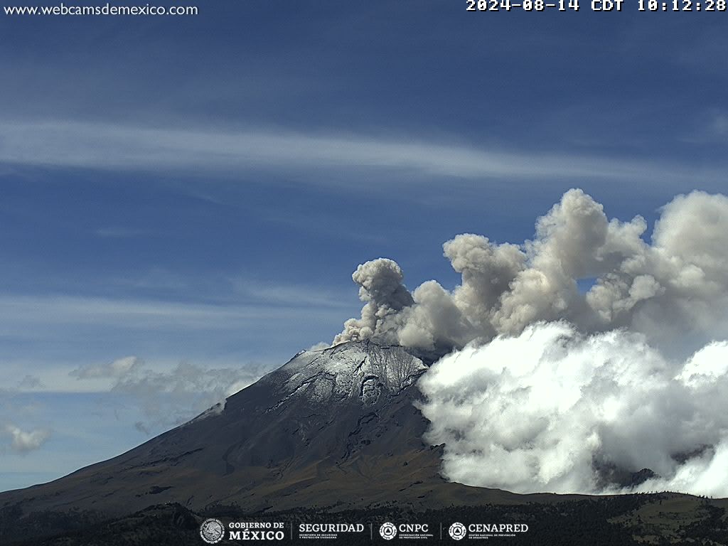 Volcán presenta 32 exhalaciones acompañadas de vapor de agua