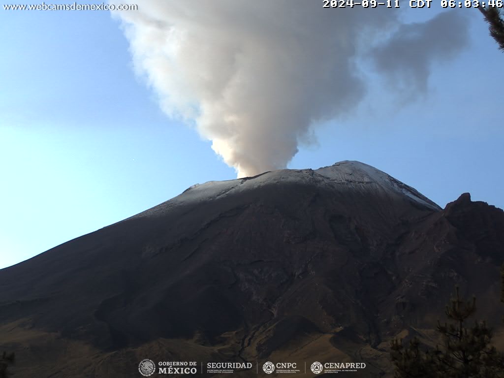 En las últimas 24 horas se detectaron 18 exhalaciones del Popocatépetl