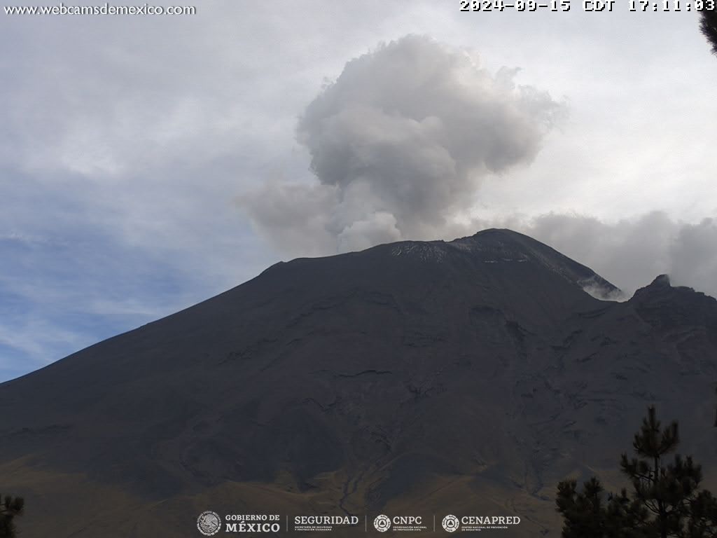 Popocatépetl inicia semana con 23 exhalaciones