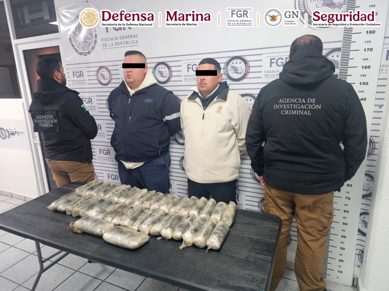 En Sonora y Baja California fueron aseguradas cuatro toneladas de metanfetamina y 20 kilos de fentanilo y heroína