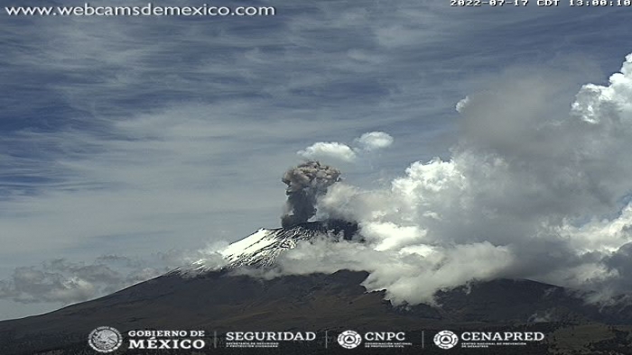 Suma volcán 21 exhalaciones