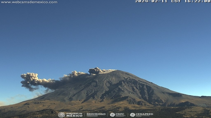 Exhorta CEANPRED a no acercarse al volcán