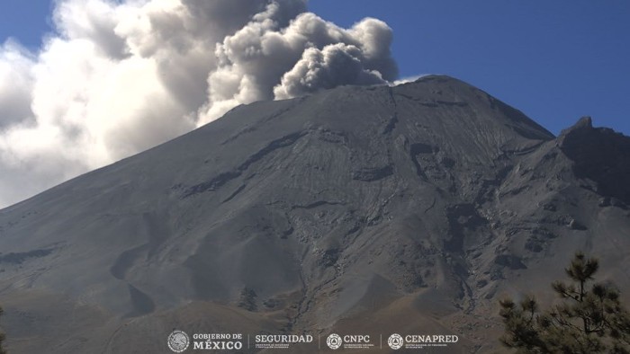 Exhorta CEANPRED a no acercarse al volcán