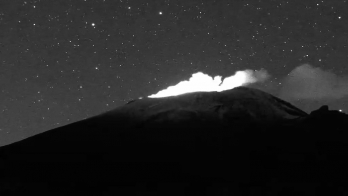 Emite volcán 5 exhalaciones