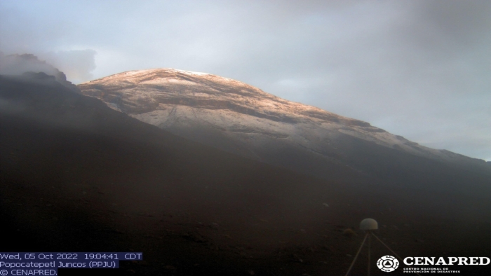 Registra volcán 75 exhalaciones