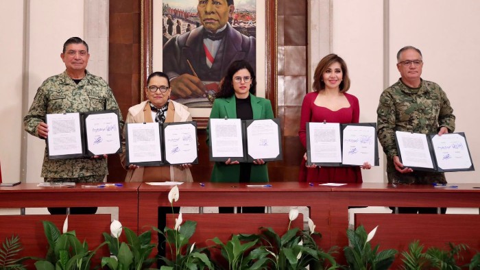 Firman secretarías del gobierno federal convenio con notariado mexicano en apoyo al personal encargado de tareas de seguridad en el país; con testamentos se busca heredar paz