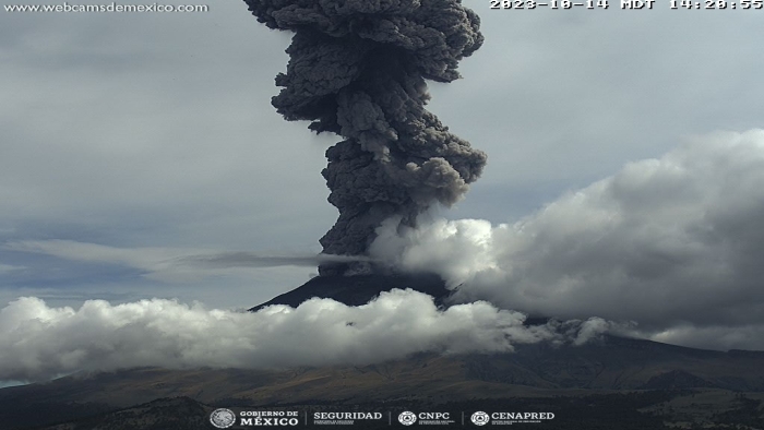 Registra Popocatépetl 392 exhalaciones