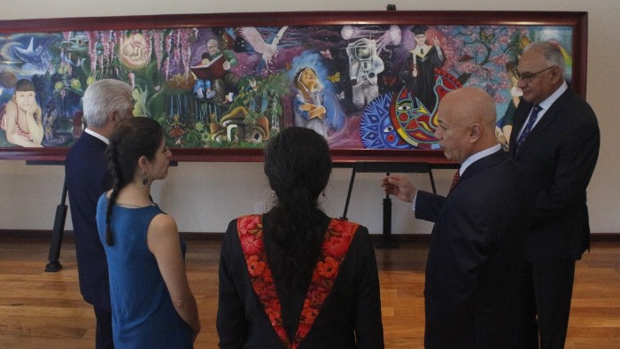 Llevan exposición “Arte con Libertad” a Complejo Cultural Los Pinos