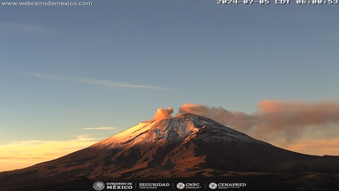 Emite Popocatépetl 10 exhalaciones y 29 minutos de tremor