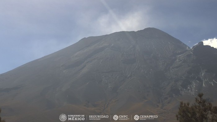 Reporta CENAPRED 3 explosiones menores del volcán Popocatépetl