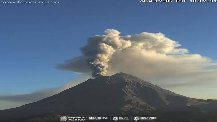 Volcán registra 11 exhalaciones y 1 321 minutos de tremor