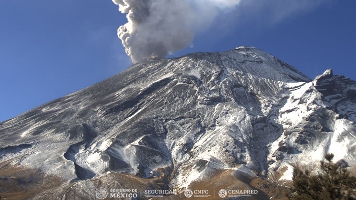 CENAPRED registra 175 exhalaciones del volcán Popocatépetl