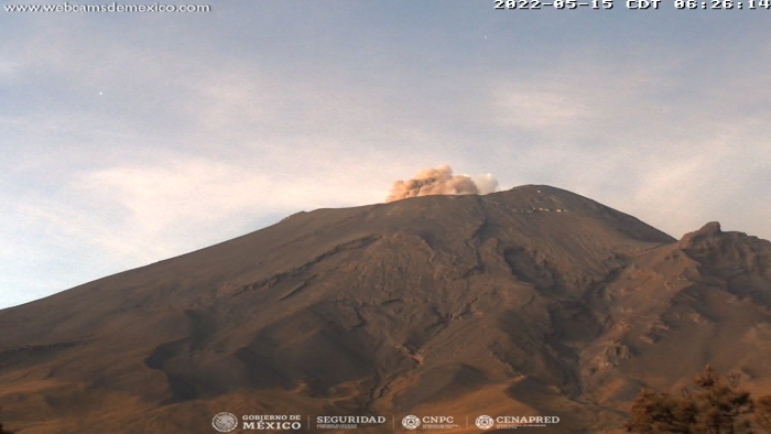 Presenta Popocatépetl emisión de vapor y gases