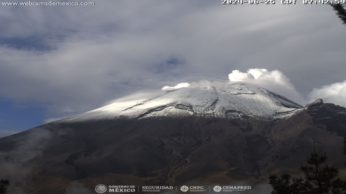 En las últimas 24 horas se detectaron 32 exhalaciones del Popocatépetl