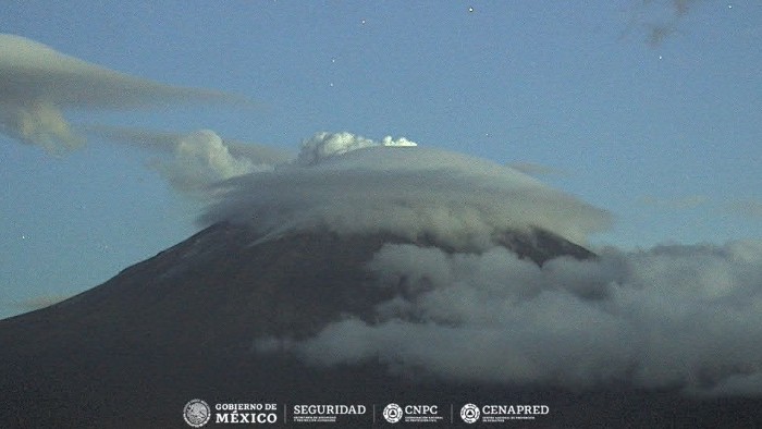 CENAPRED registra 27 exhalaciones del volcán Popocatépetl