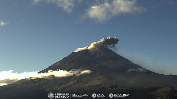 CENACOM reportó ligera caída de ceniza del volcán