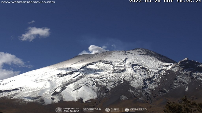 Presenta Popocatépetl emisión de gases