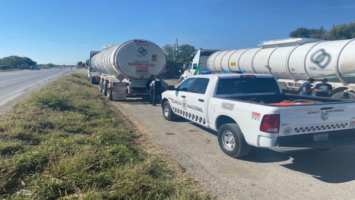 En Tamaulipas, Guardia Nacional asegura seis tractocamiones cargados con combustible