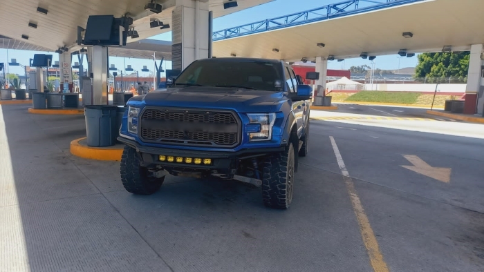 En Baja California, Guardia Nacional y ANAM detienen a extranjero que pretendía ingresar con más de 30 mil 500 dólares sin declarar
