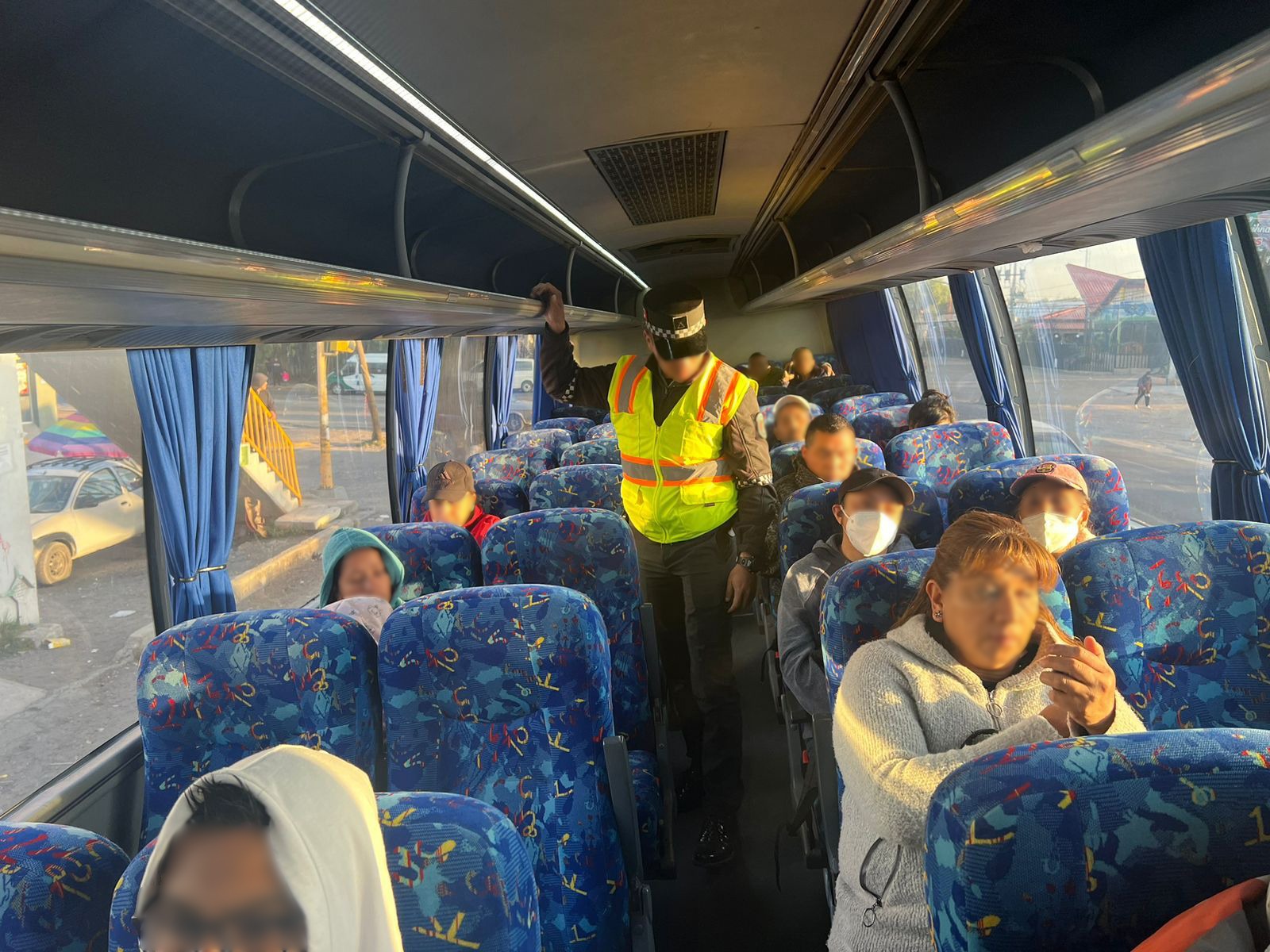 En La Autopista México-Pachuca, Guardia Nacional mantiene operativo pasajero seguro en puntos de abordaje