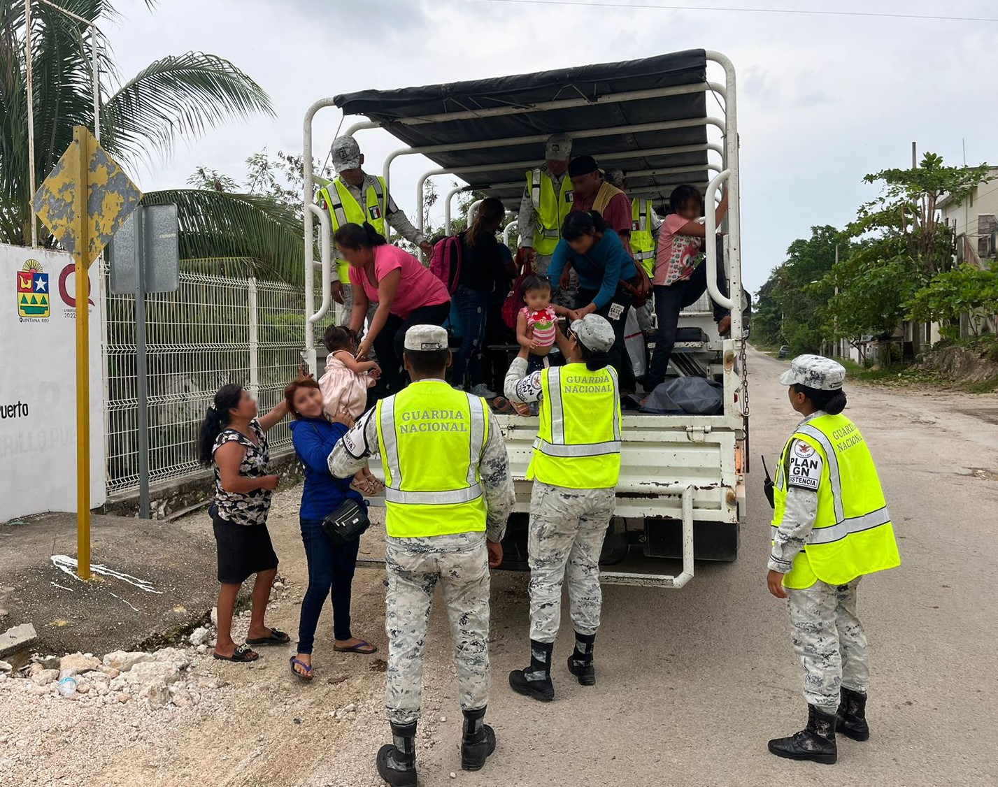 En Quintana Roo, Yucatán y Campeche, Guardia Nacional mantiene activo el Plan GN-A tras el paso del Huracán Beryl