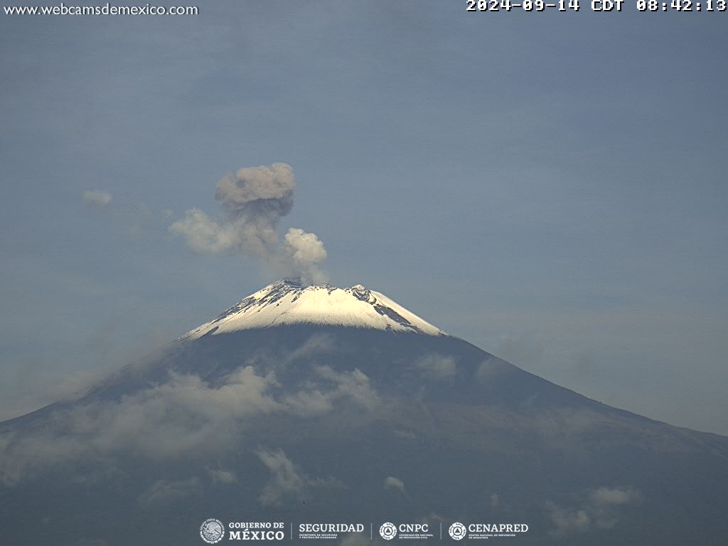 Exhorta CEANPRED a no acercarse al volcán